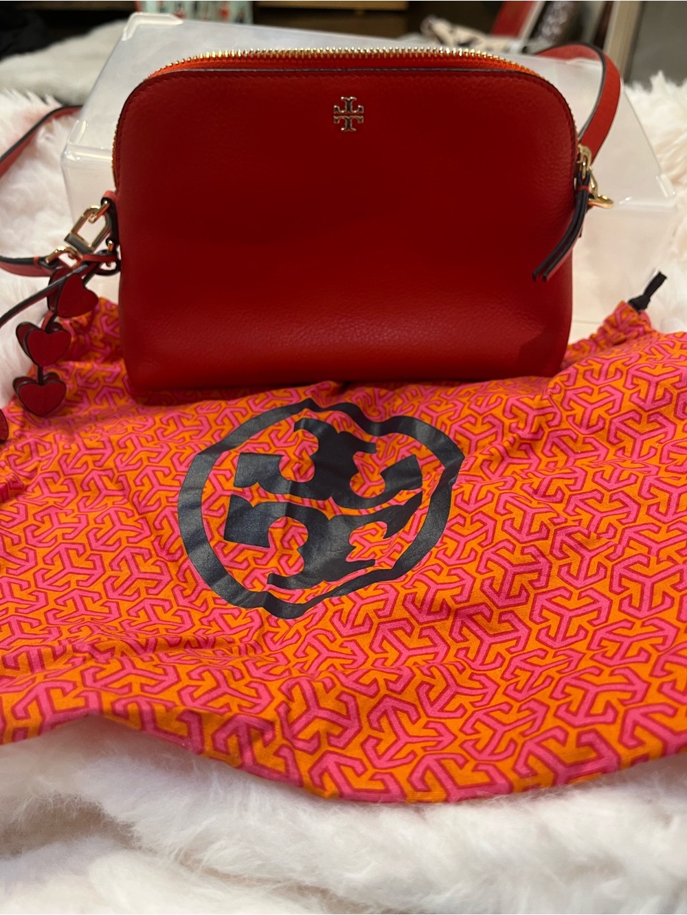 NWOT Tory Burch Perry Peace Pebble Leather Crossbody in Samba Red.